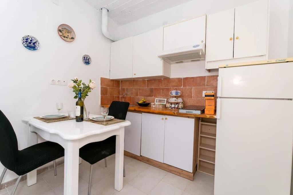 דירות הידרה Chrysa S House מראה חיצוני תמונה