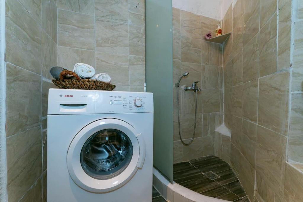דירות הידרה Chrysa S House מראה חיצוני תמונה